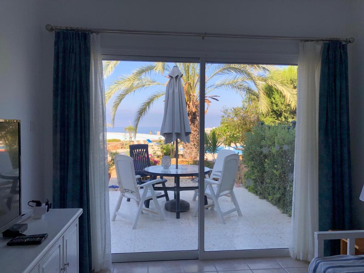 Kings Palace - Fabulous Pool-Side 2 Bed Apartment Пафос Екстериор снимка